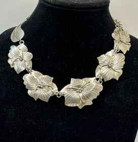 Vintage Carol Felley 1986 Sterling Silver Flower Necklace Graet Condition