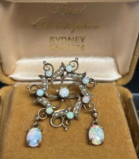 opal 12ct earring and 12ct pendant with beautiful opals