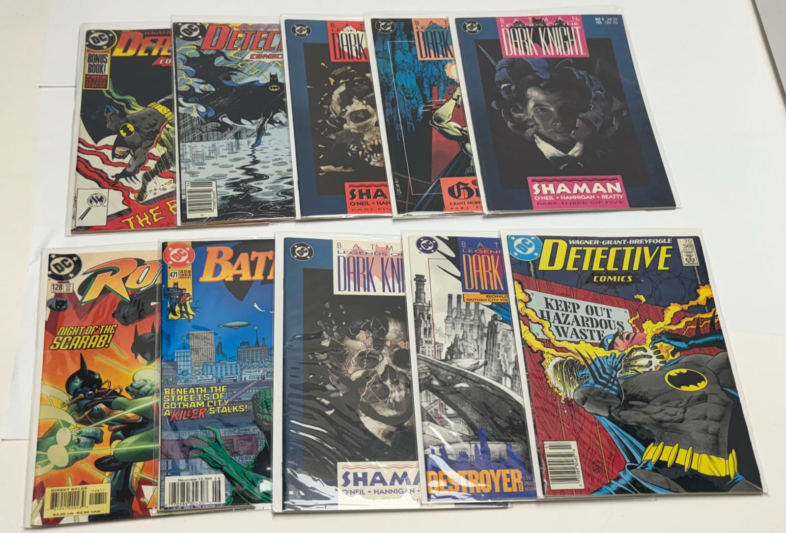 Lot of 10 Comic Books -  DC Comics  -Batman , Detective Comics - 1988, 1990, 1991,1992, (1 of 11)