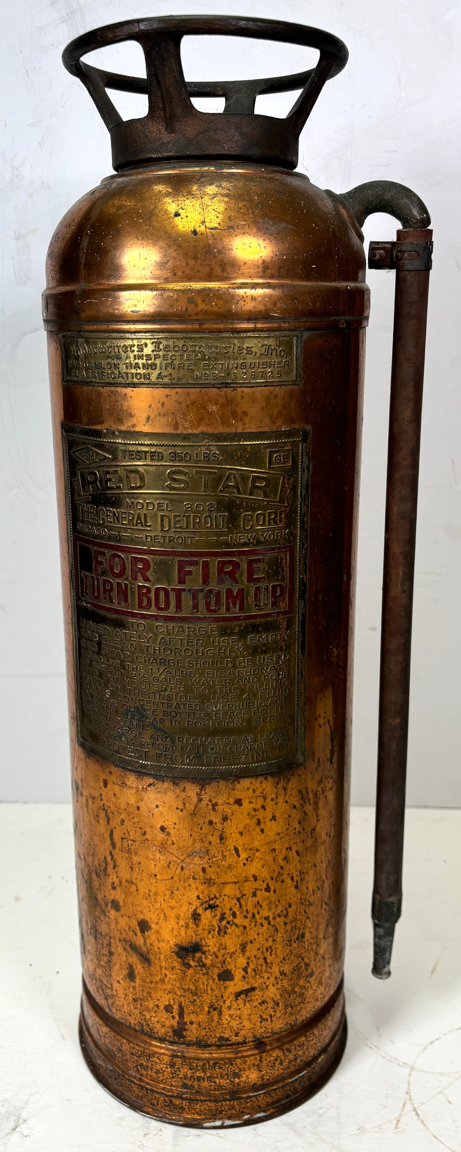 1930s Red Star Brass & Copper Fire Extinguisher (1 of 10)