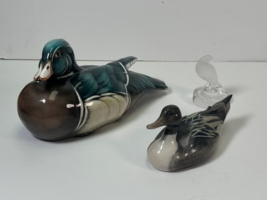 (3) Duck Figurines- Signed  - 1933 Royal Copenhagen Denmark, Lalique France Tourterelle Preening