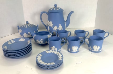 Vintage Wedgwood - Made in England - 18pc Jasperware Set