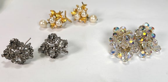 Vintage RL Faux Pearl/ Beaded & Rhinestone Dangle Earrings