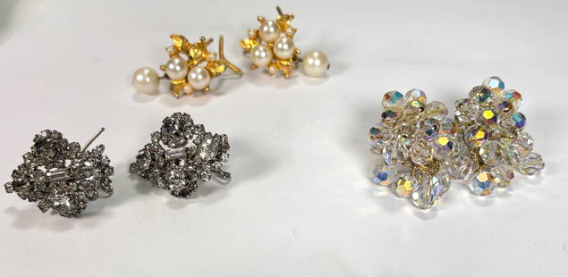 Vintage RL Faux Pearl/ Beaded & Rhinestone Dangle Earrings: Vintage RL Faux Pearl/ Beaded & Rhinestone Dangle Earrings. This is a beautiful set of jewerly from R L. (1) Goldtone Faux Pearl Dangle Earrings, Measurements: 1 1/8" x 3/4". (2) Silvertone Clear Bead