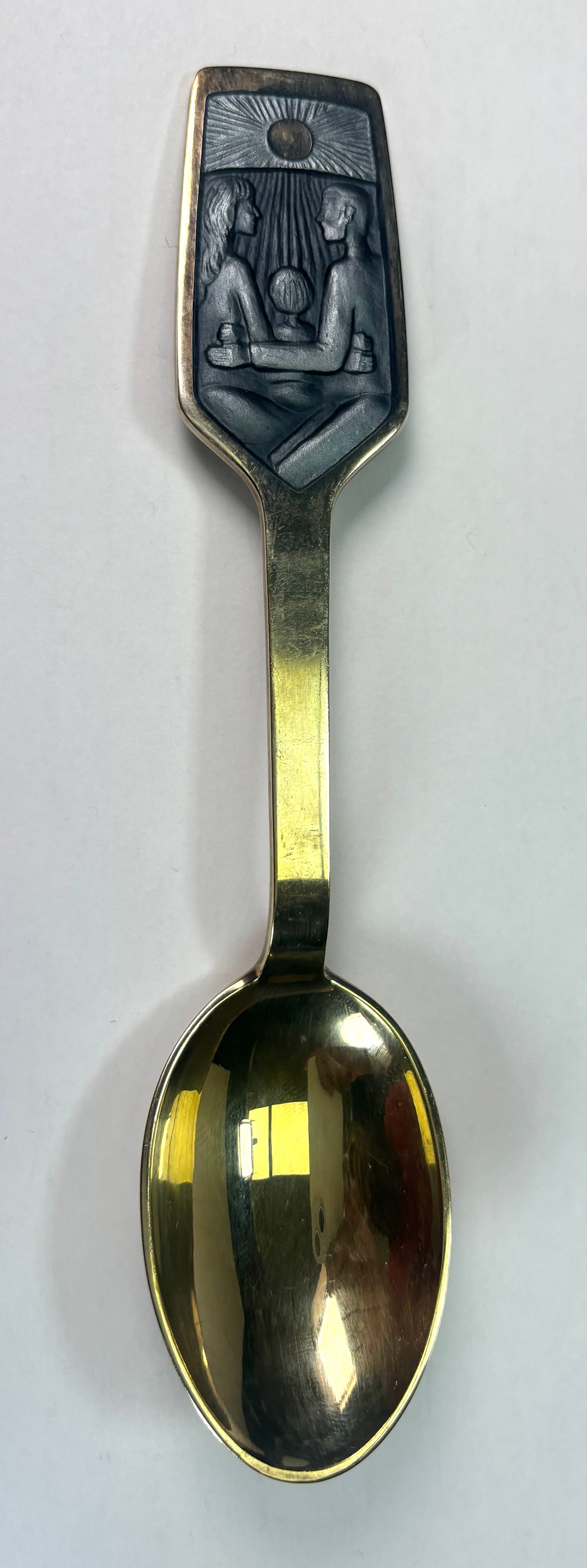 A. Michelsen Christmas Fork - Madonna and Child - Carl. R. Frederiksen 1962 - 24kt G.P. over 925: A. Michelsen Christmas Fork- Madonna and Child - Carl. R. Frederiksen 1962. A beautiful 24kt Gold Plate over 925 Sterling silver spoon with beautiful enamel design. It captures the essences of holiday