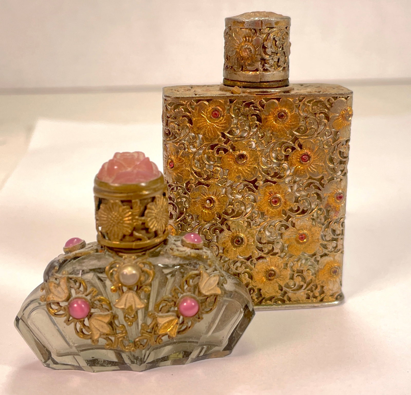 Vintage Schiaparelli Shocking Jeweled Filigree & Czechoclovakian Ornate Perfume Bottle (1 of 15)