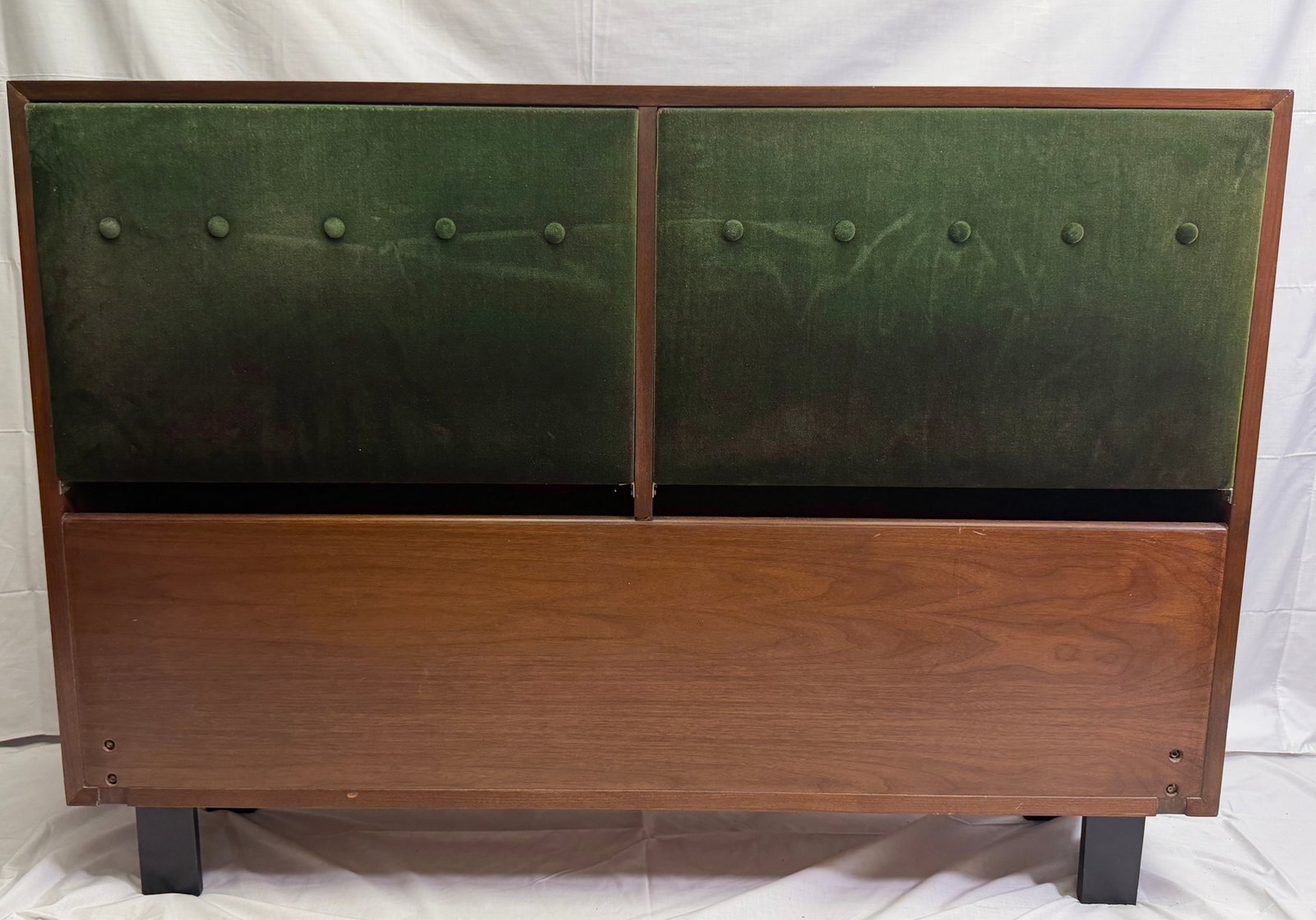 Midcentury George Nelson Headboard walnut, and Green Falk (1 of 19)