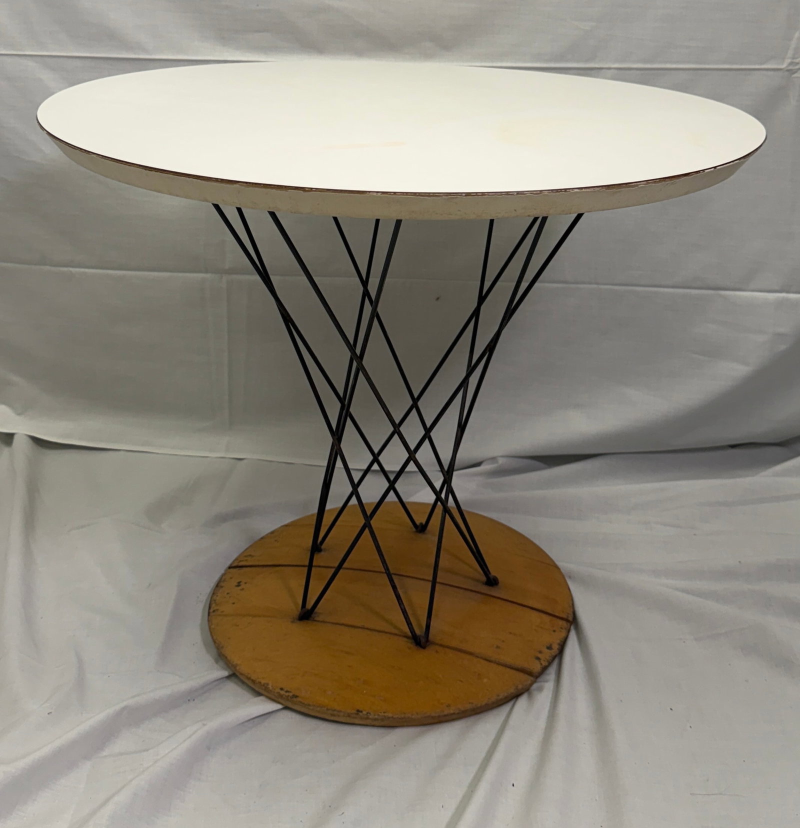 Isami Noguchi Occassional Table, Model 87 Knoll Asssociates USA, 1970 (1 of 11)
