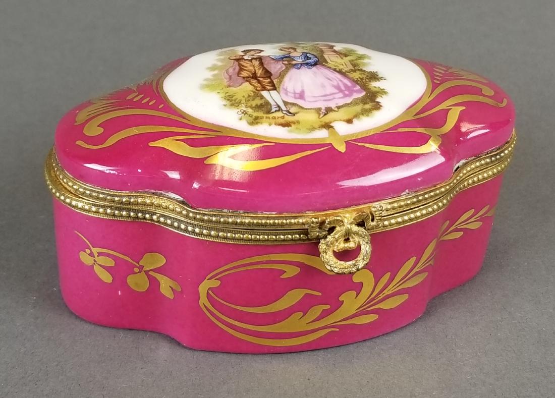 Limoges French Porcelain Jewelry Box: Limoges French Porcelain Jewelry Box. Measures H: 2 1/4" W: 4 1/4