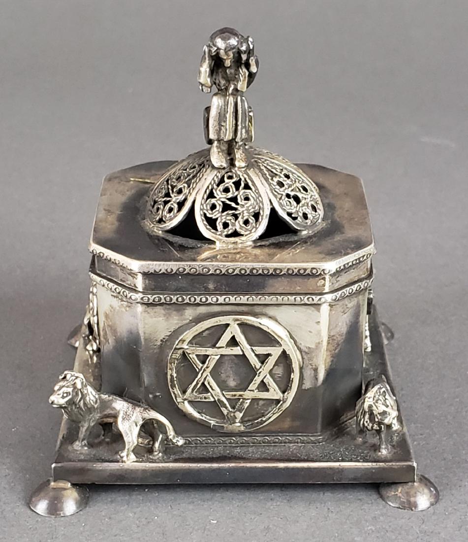 Judaica 84 Silver Figural Box (1 of 5)