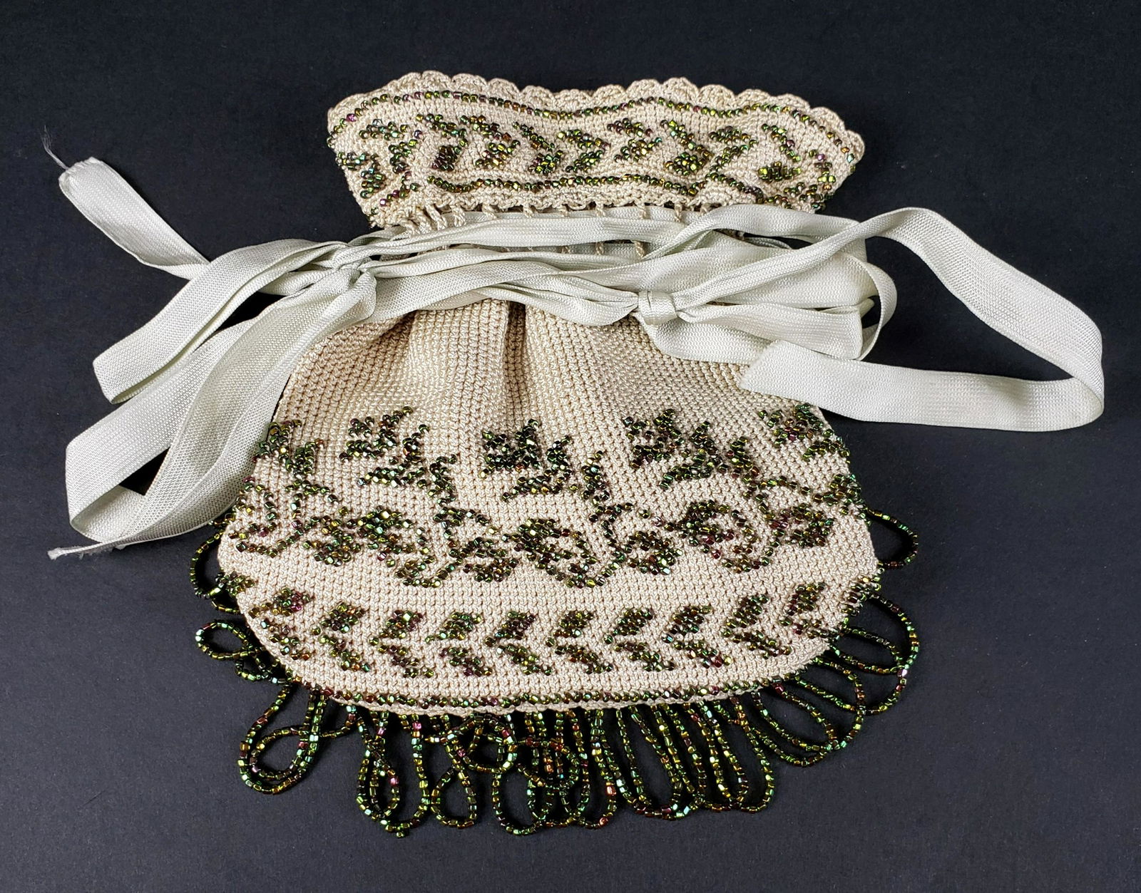 Victorian Hand Bag Silk Beaded De Soiree (1 of 4)