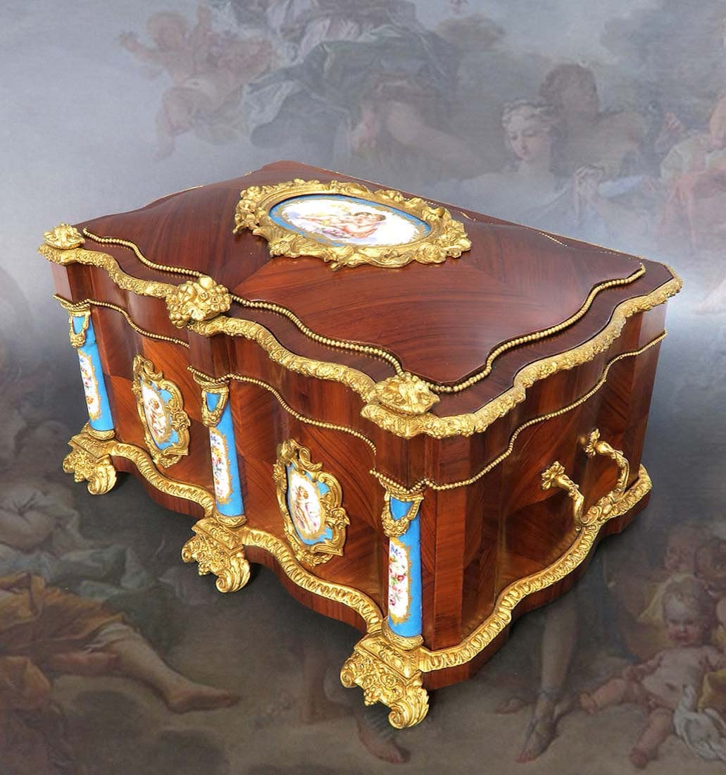 Monumental French Sevres Jewelry Box. 19th C.: Monumental French Sevres Jewelry Box. 19th C.. Measures H: 9" W: 16" D: 11"