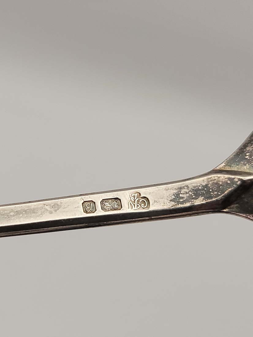 Elizabeth Maidenhead Solid (33 grams) Silver Spoon - 2