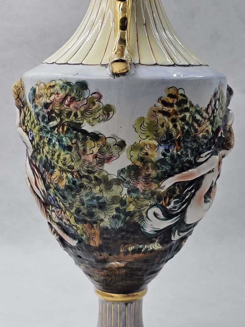 Large Capodimonte Bernini Hand Painted Vase, Hallmarked - 15