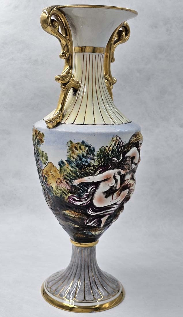 Large Capodimonte Bernini Hand Painted Vase, Hallmarked - 6