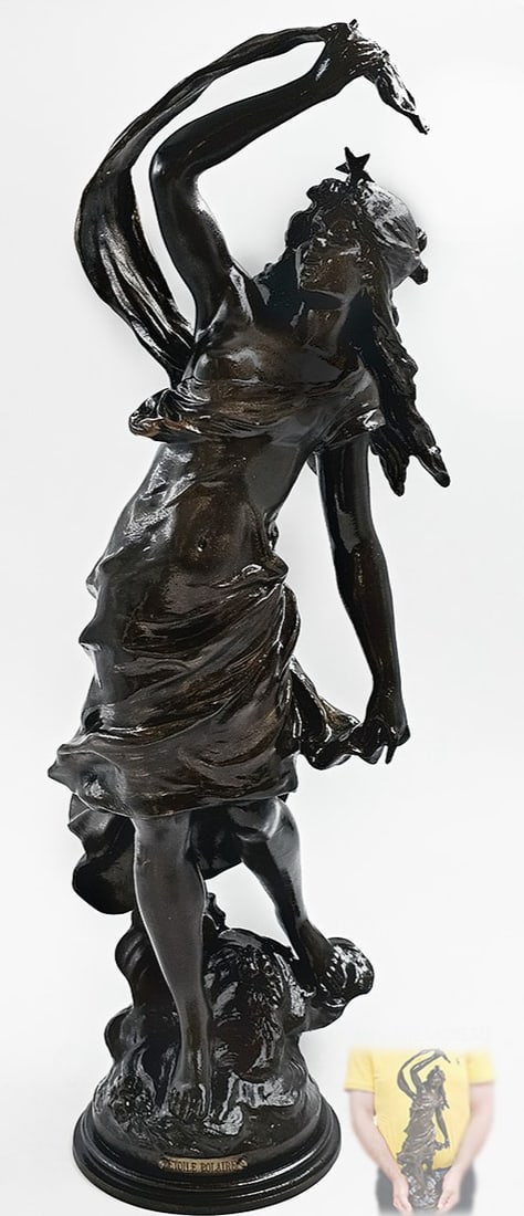 20th C. French Statue After Moreau Figurine: 20th C. French Statue After Moreau Figurine. H 18 1/2" x W 5" x L 6 1/2"