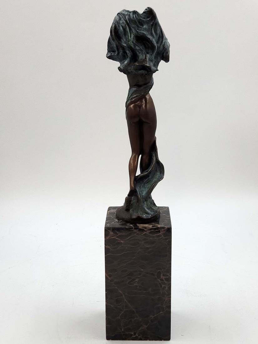 Signed Art Deco Lady In Wind, A Bronze Figurine, Milo - 3