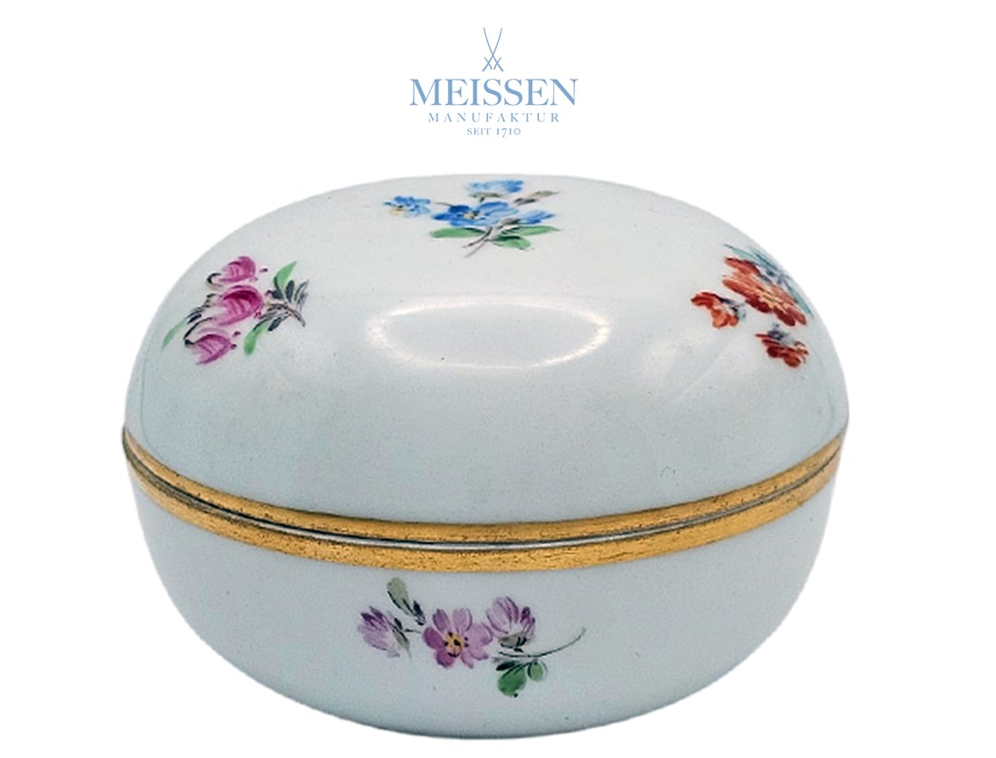 19th C. Rounded Meissen Porcelain Floral Trinket Box: 19th C. Rounded Meissen Porcelain Floral Trinket Box. H 2" x W 2 7/8"