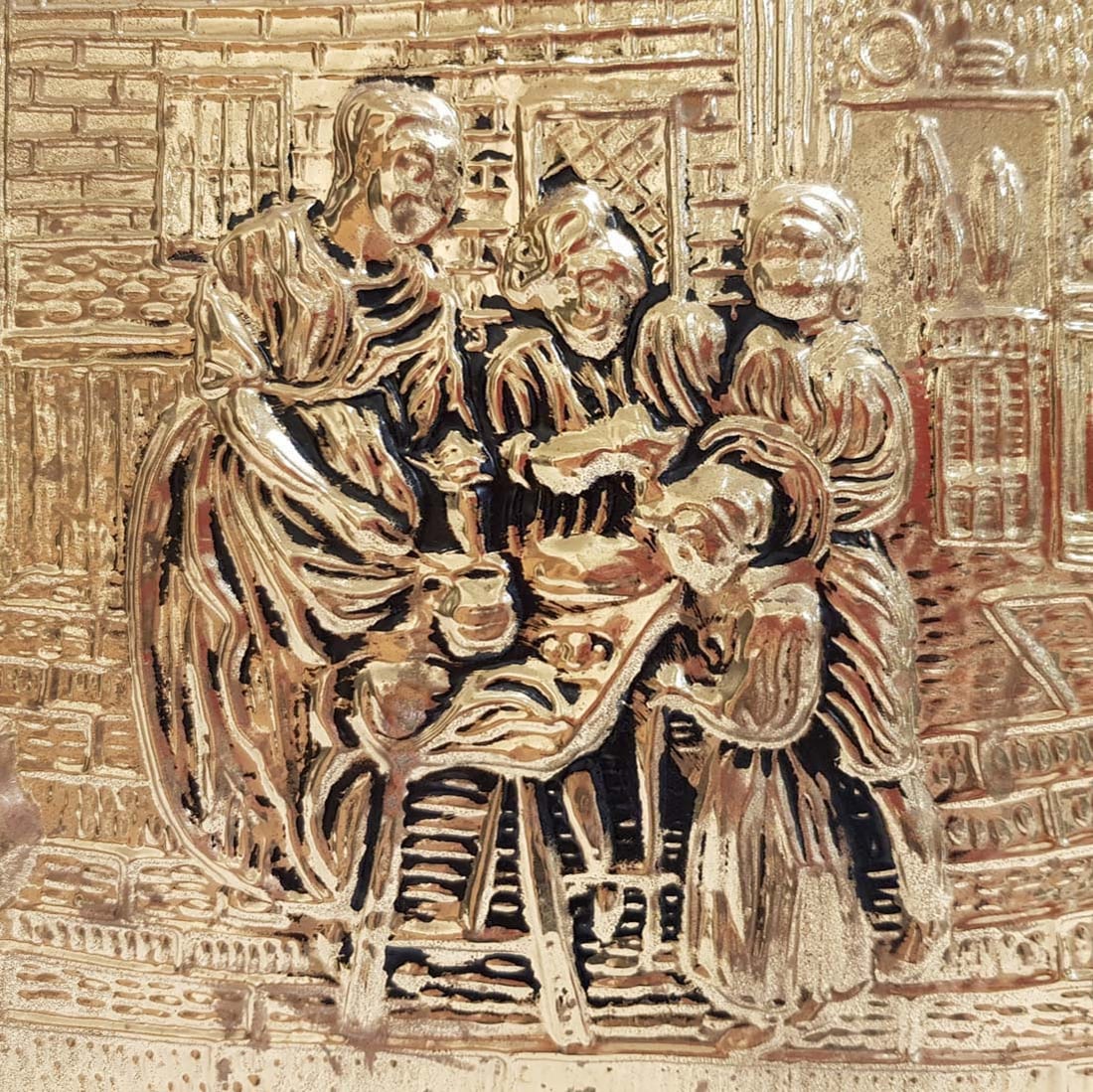 A Large Continental Brass Wooden Box - 9