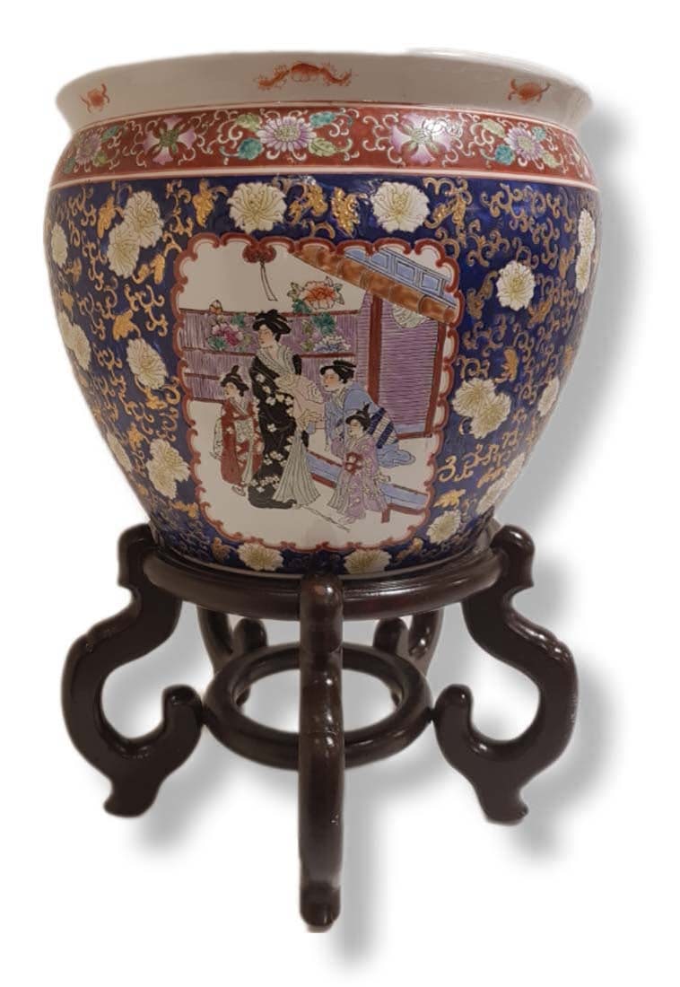 Large Chinese Porcelain Vase - 3