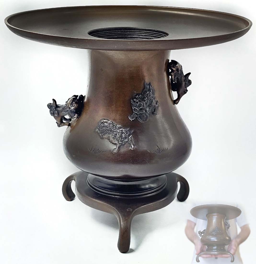 Japanese Figural Bronze Foo Dog Flower Vase: Japanese Figural Bronze Foo Dog Flower Vase. H 10 1/2" x W 11 1/2"