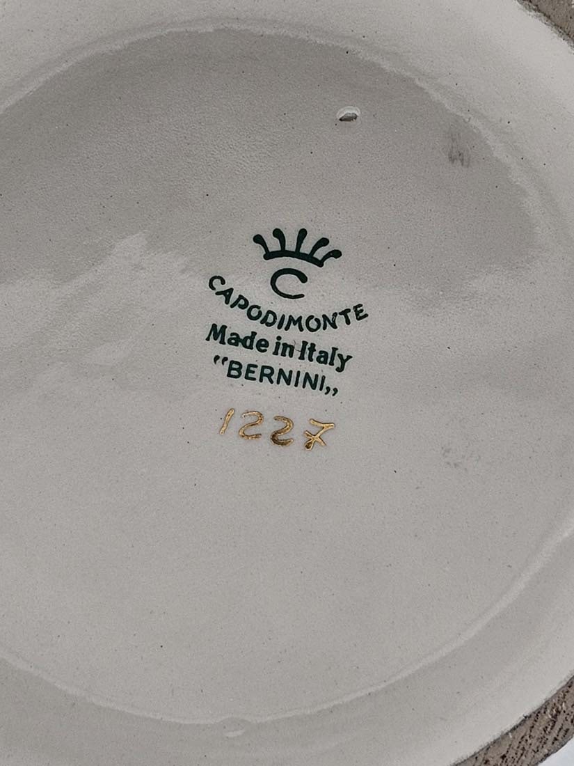 Large Capodimonte Bernini Hand Painted Vase, Hallmarked - 2