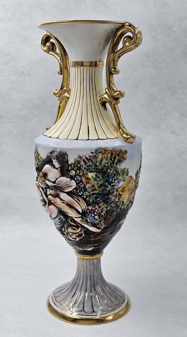 Large Capodimonte Bernini Hand Painted Vase, Hallmarked - 9