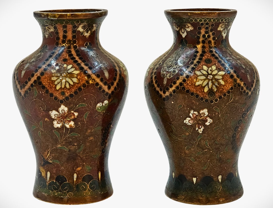 Pair Of 19th C. Meiji Period Japanese Cloisonne Vase: Pair Of 19th C. Meiji Period Japanese Cloisonne Vase. H 3" x W 1 1/2"