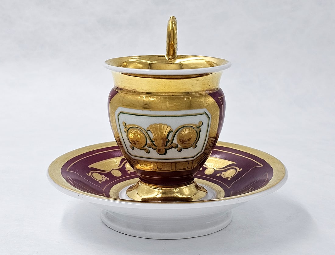 Paris Porcelain Large Cup & Saucer: Paris Porcelain Large Cup & Saucer. Cup: H 4 1/2" x W 3" x L 4" \ Saucer: D 6"