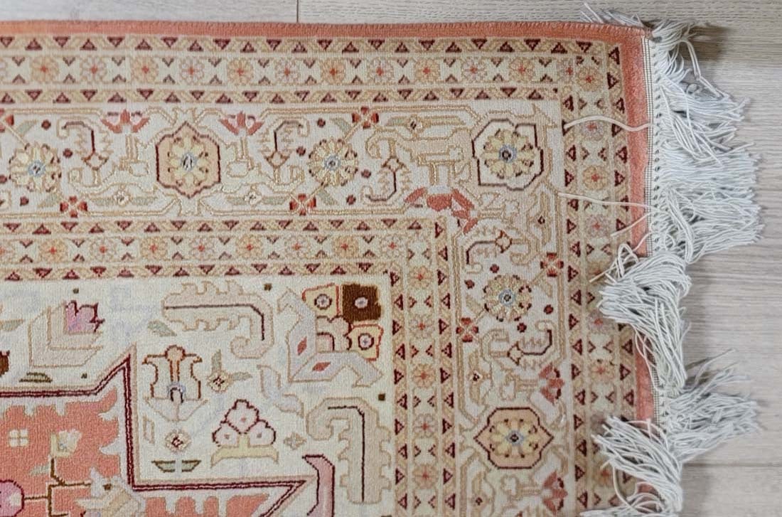 Persian Hand Knotted Wool Rug - 4