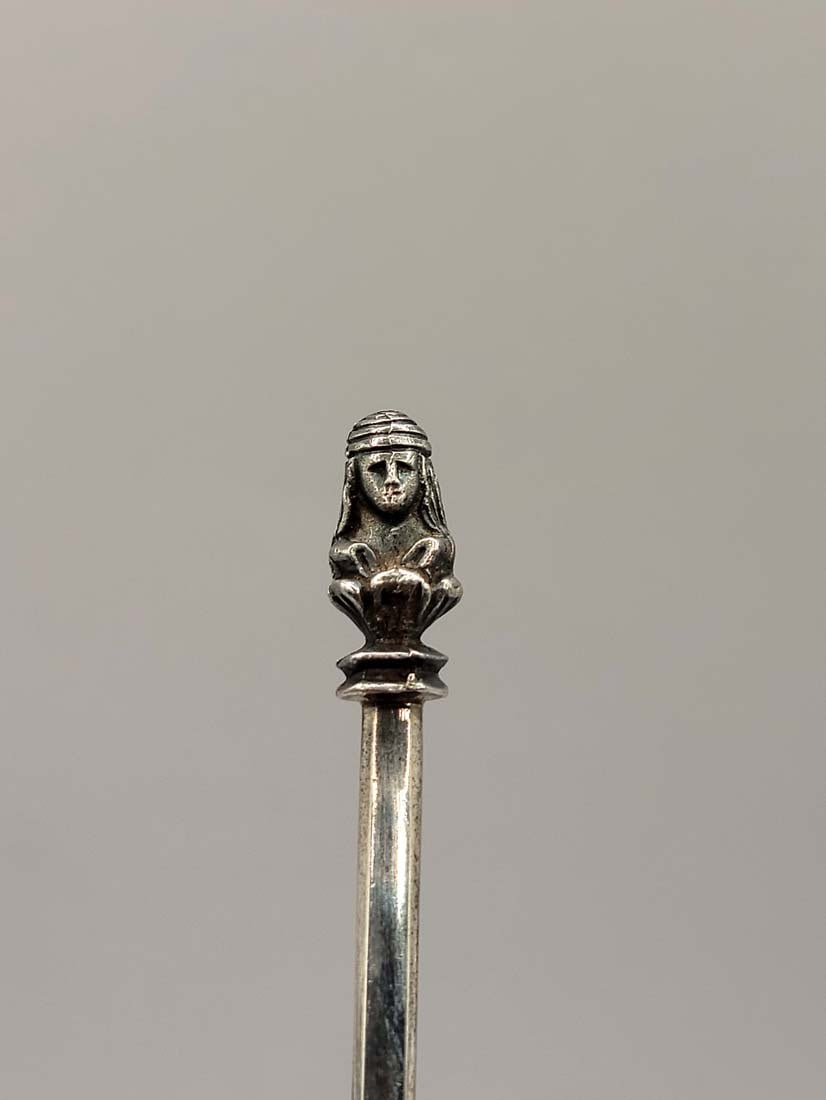 Elizabeth Maidenhead Solid (33 grams) Silver Spoon - 4