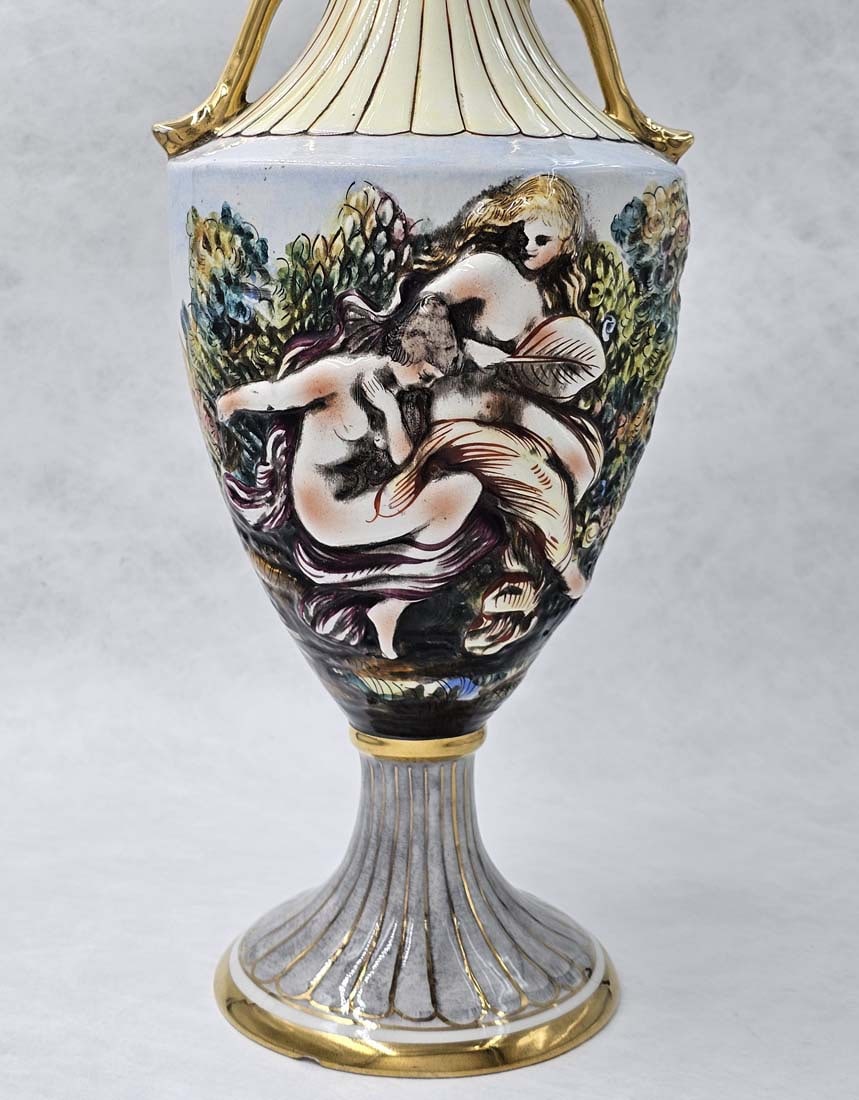 Large Capodimonte Bernini Hand Painted Vase, Hallmarked - 3
