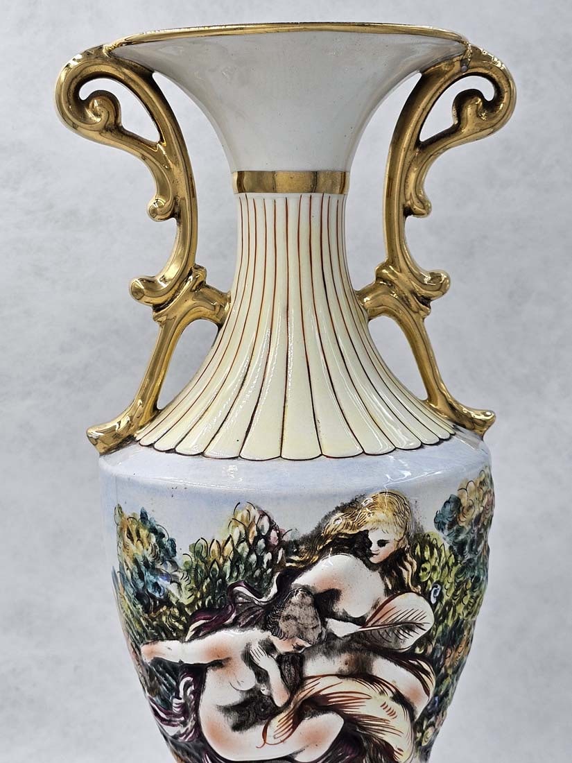 Large Capodimonte Bernini Hand Painted Vase, Hallmarked - 4
