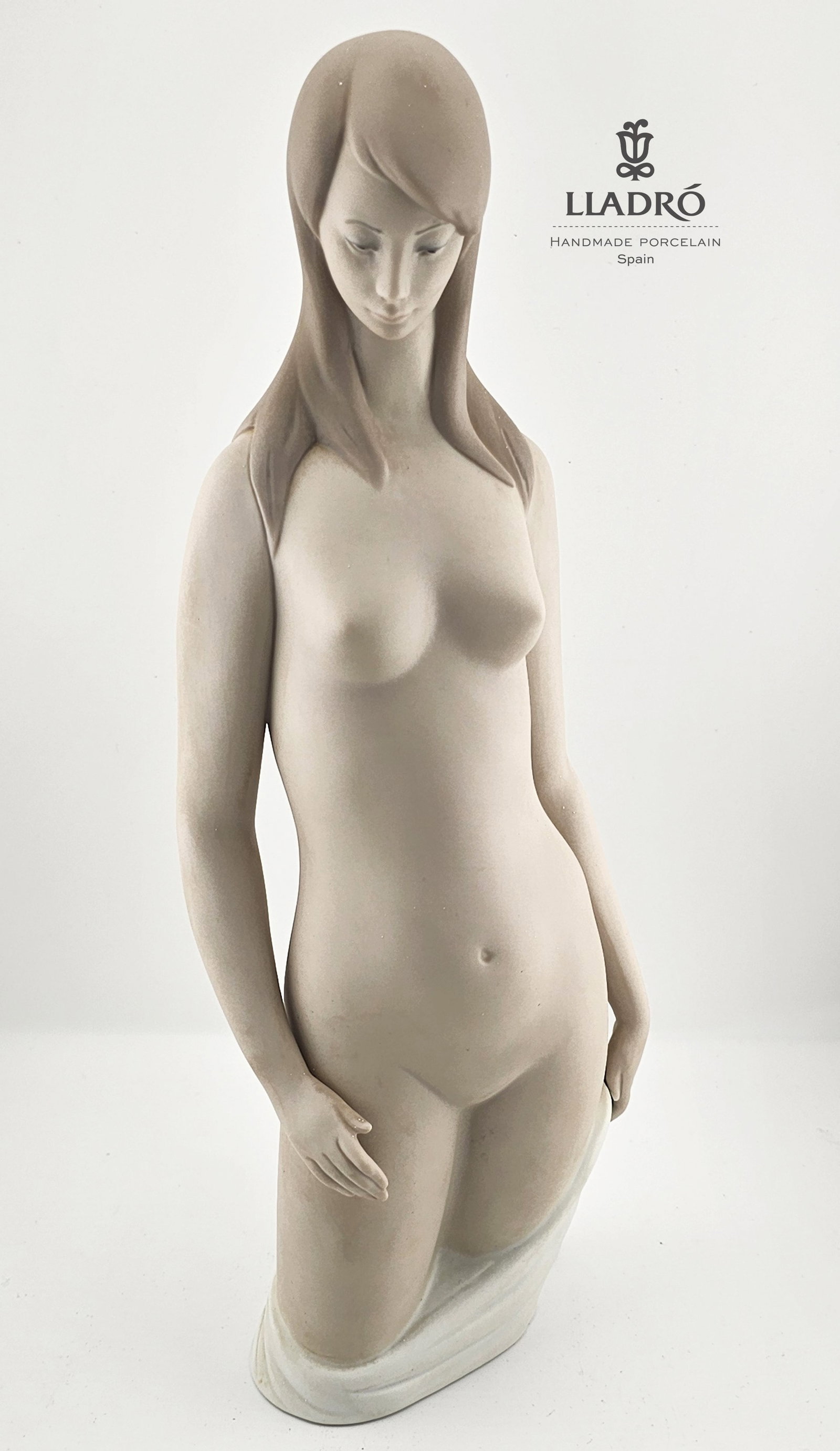 Torso In White LLADRO Hand painted Porcelain Figurine, Hallmarked: Torso In White LLADRO Hand painted Porcelain Figurine, Hallmarked. H 12 1/2" x W 2 1/2" x L 4"