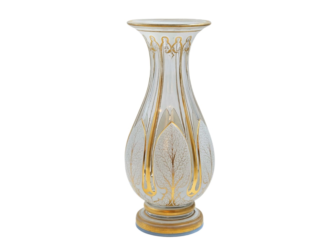 19th C. Bohemian Clear Cut Glass Vase: 19th C. Bohemian Clear Cut Glass Vase. H 9"x W 4"