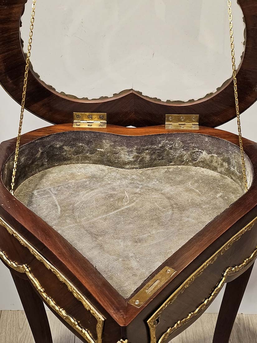 19th C. French Heart Shaped Bijouterie Table - 2