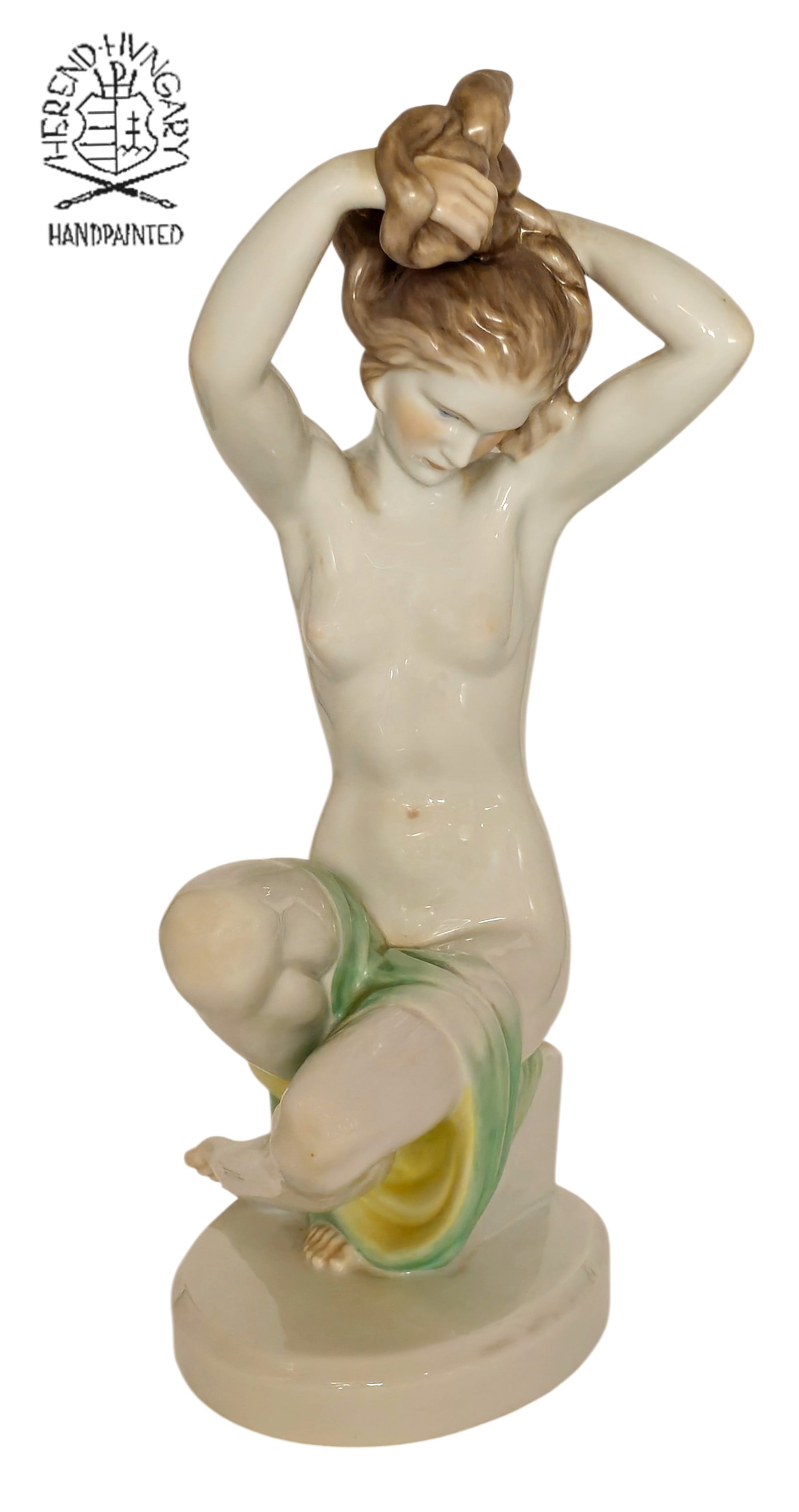 Large Vintage Hand-painted Herend Hungary Figurine 'Girl In Bath' Circa 1960's: Large Vintage Hand-painted Herend Hungary Figurine 'Girl In Bath' Circa 1960's. H 15" x W 5 1/2" x L 7"