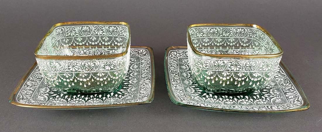 Pair of Moser Bowls w/ Underplates: Pair of Moser Bowls w/ Underplates. The bowls measure H: 2 1/2" W: 4" and the underplates measure 5 3/4" x 6"