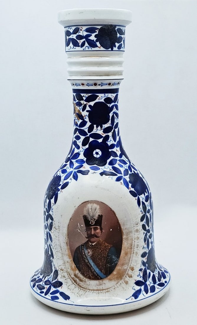 19th C. Persian Qajar Naser Al-Din Shah Portrait Porcelain Hookah Bottle: 19th C. Persian Qajar Naser Al-Din Shah Portrait Porcelain Hookah Bottle. H 10" x W 5"