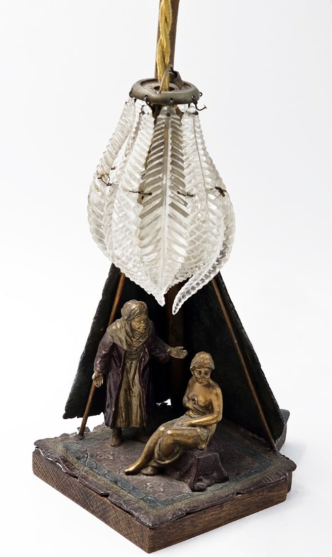 Austrian Bergman Style Orientalist Bronze Figurines Lamp: Inside The Harem, Austrian Orientalist Bergman style cold patinated Bronze Figurine Group Table Lamp on wooden base. 20th century early. Condition report: according to pictures, already in the