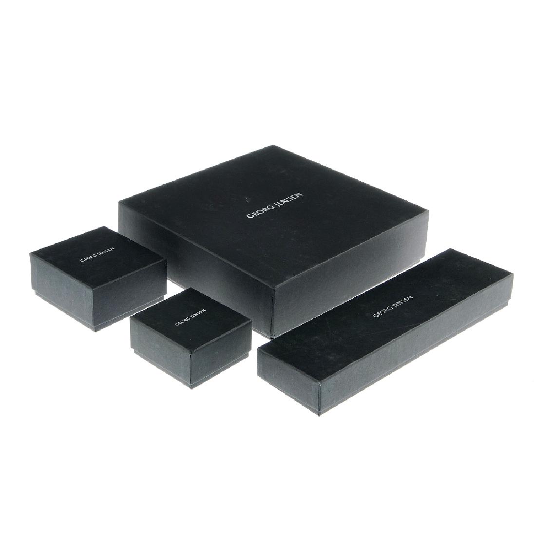 Thirty-four Georg Jensen jewellery cases with outer (1 of 1)