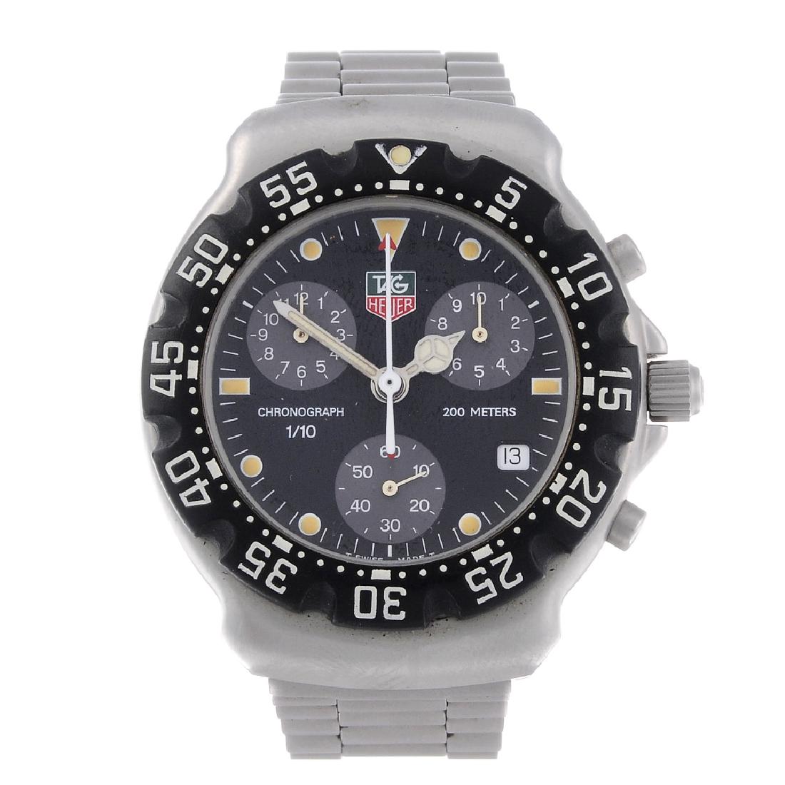 TAG HEUER - a gentleman's Formula 1 chronograph (1 of 4)