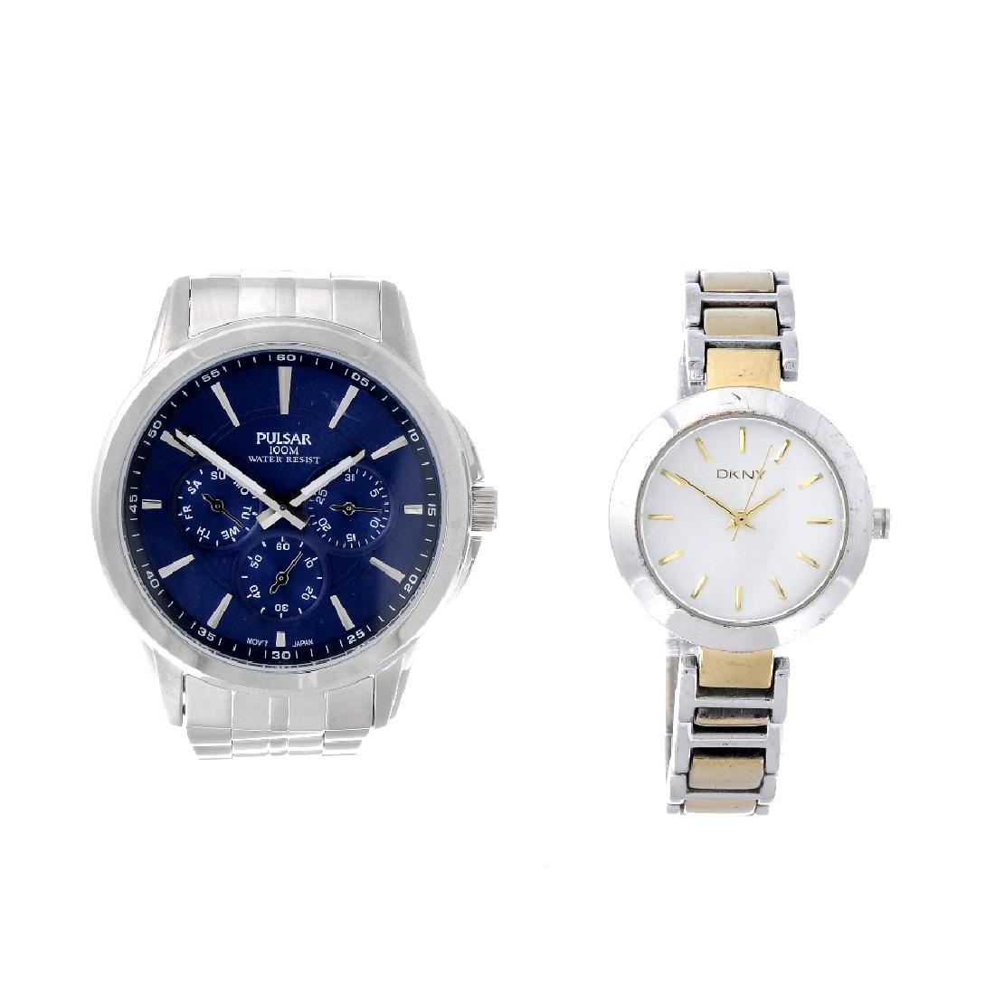 A bag of assorted watches, to include examples by DKNY: A bag of assorted watches, to include examples by DKNY and Pulsar. All recommended for spares or repair purposes only. Approximately 100.