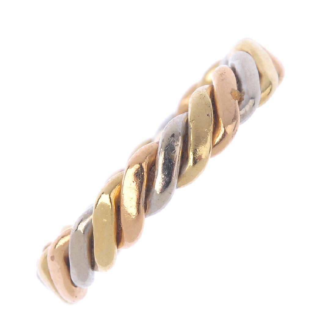 Two 9ct gold rings. To include a signet ring, with (1 of 3)