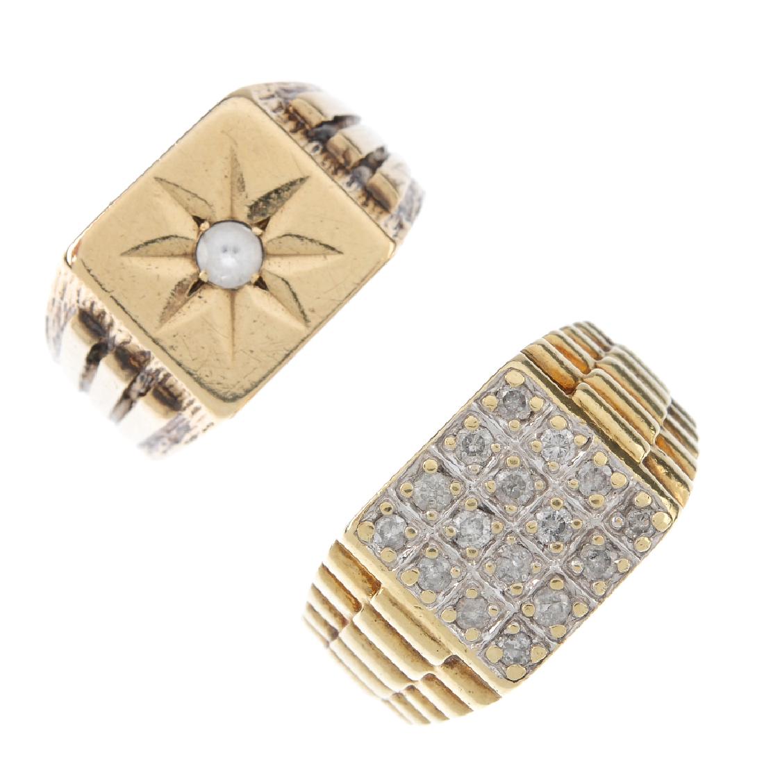 Two gentleman's 9ct gold gem-set signet rings. To (1 of 3)