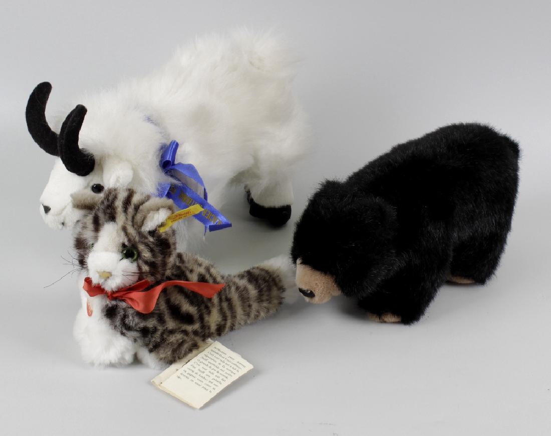 A large selection of soft toys. To include: a Steiff: A large selection of soft toys. To include: a Steiff kitten and other assorted makers including Plush Creations, Leosco, etc, (approx. 20).