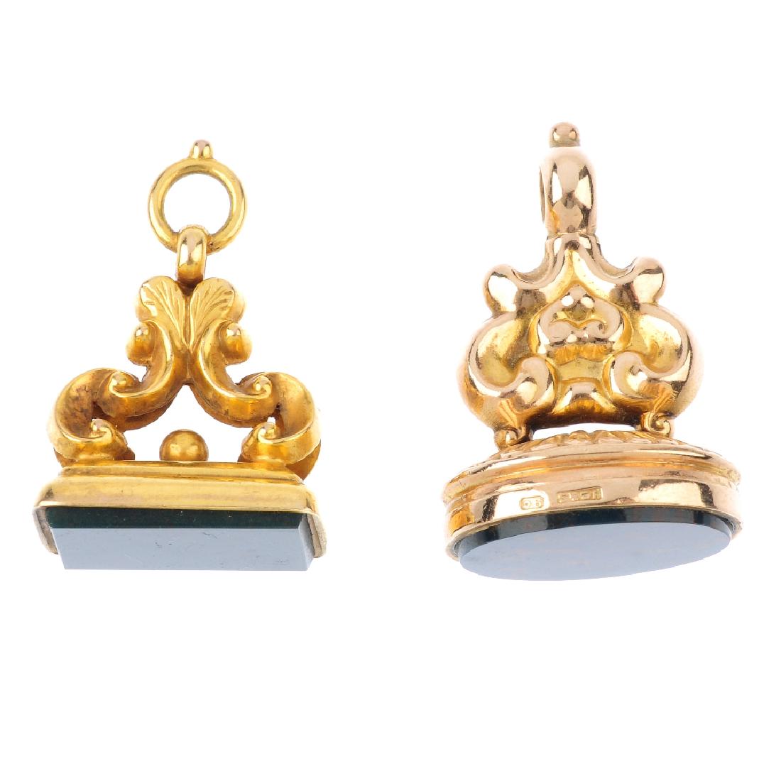 Two early 20th century 9ct gold bloodstone fobs. To (1 of 2)