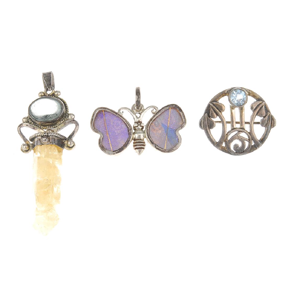 A selection of silver and white metal gem-set (1 of 3)