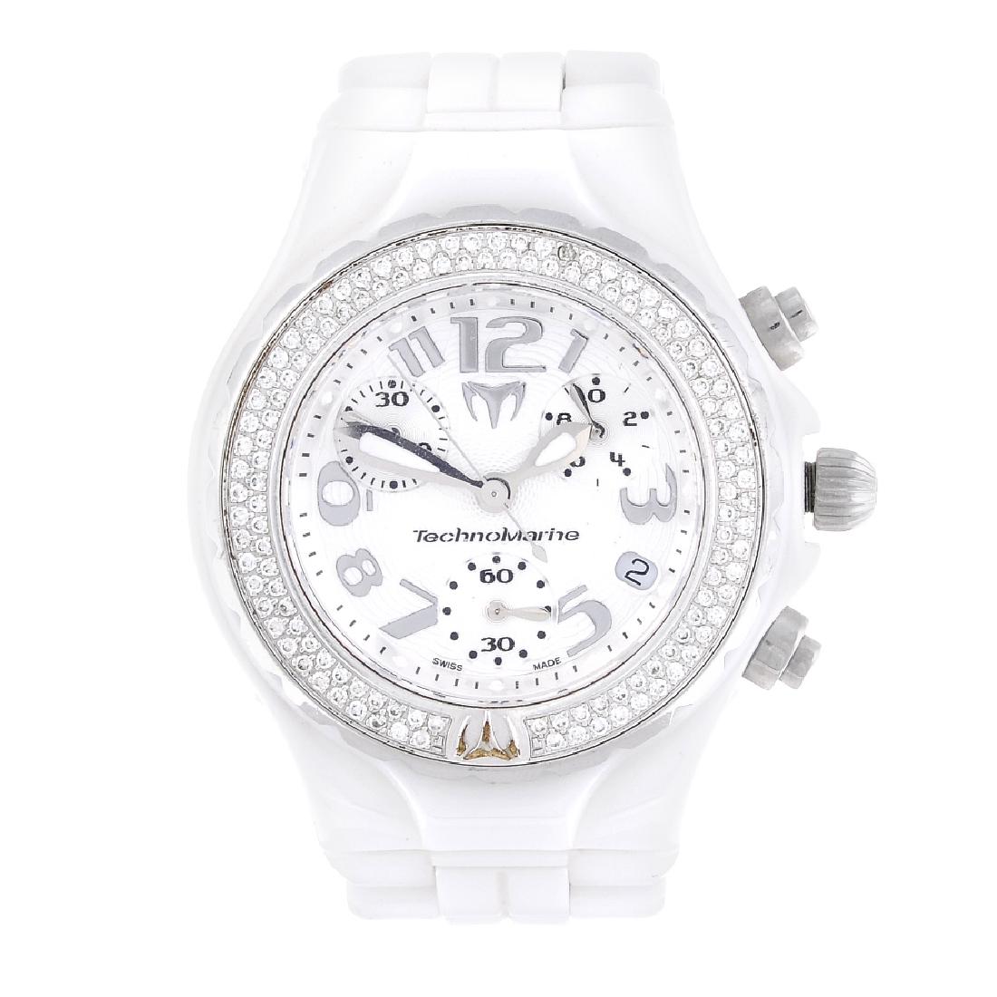 TECHNOMARINE - a lady's DTC chronograph bracelet watch.: TECHNOMARINE - a lady's DTC chronograph bracelet watch. Ceramic case with stainless steel case back and factory diamond set bezel. Numbered 07116728. Unsigned quartz movement with quick date set. Silv