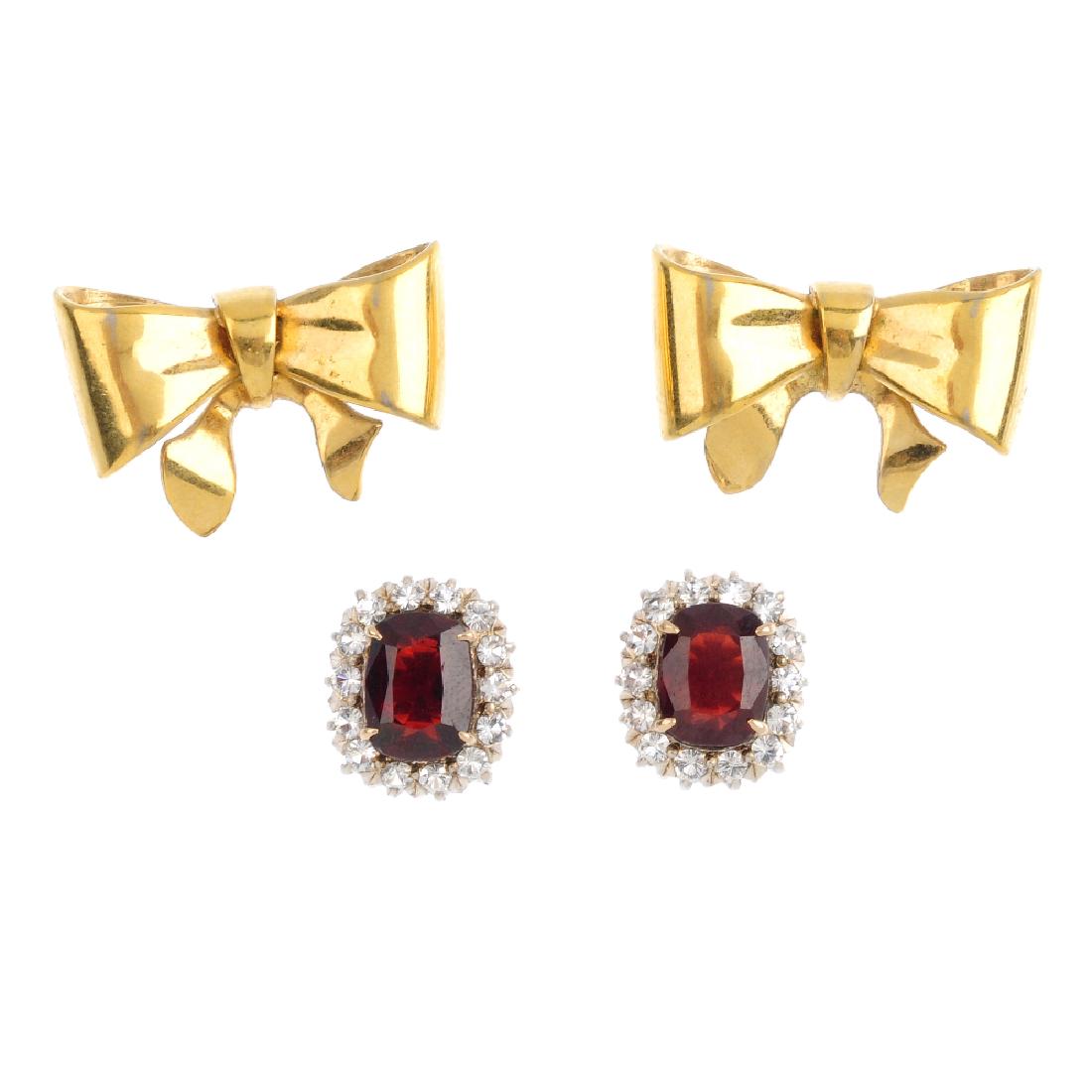 A selection of jewellery. To include an Edwardian 9ct (1 of 6)